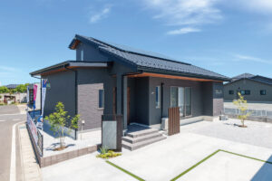 HIRAYA+平屋の様な2階建て